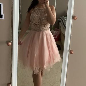 Light pink short formal dress